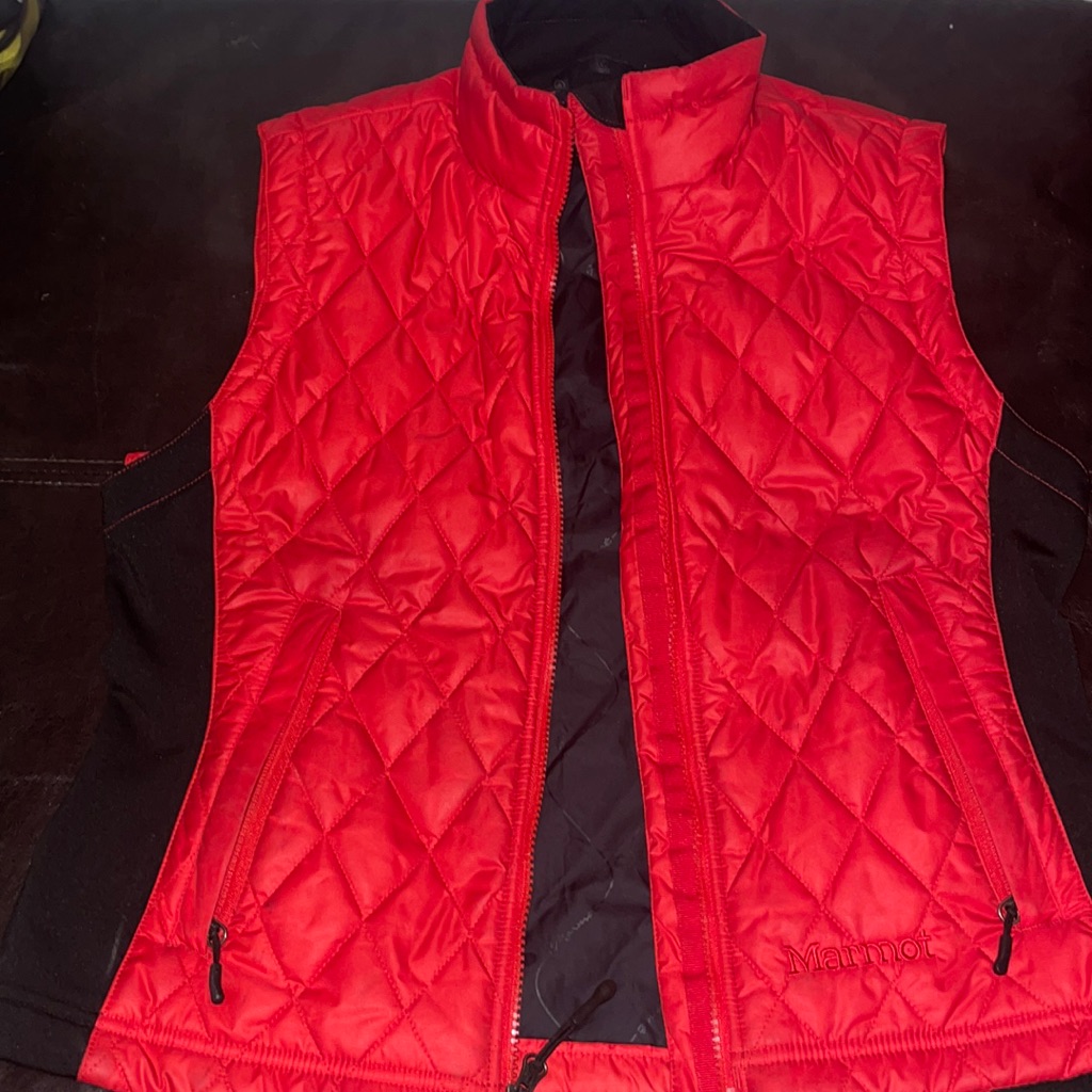Marmot Vest Quilted Rose Red Kitzbuhel Vest Women’s Med